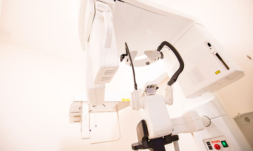 歯科用CTによる精密な検査